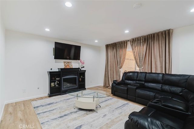 41201 Laidlaw Lane, Quartz Hill, CA 93551
