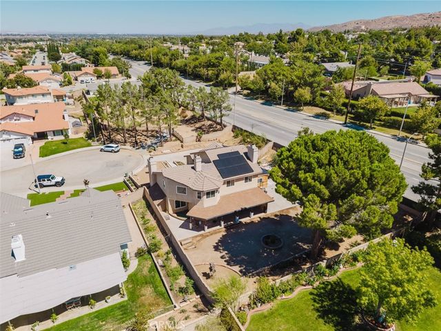 41201 Laidlaw Lane, Quartz Hill, CA 93551