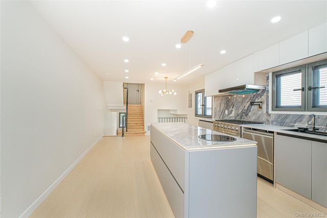 55 Beard Street, Staten Island, NY 10314