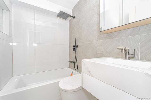 55 Beard Street, Staten Island, NY 10314