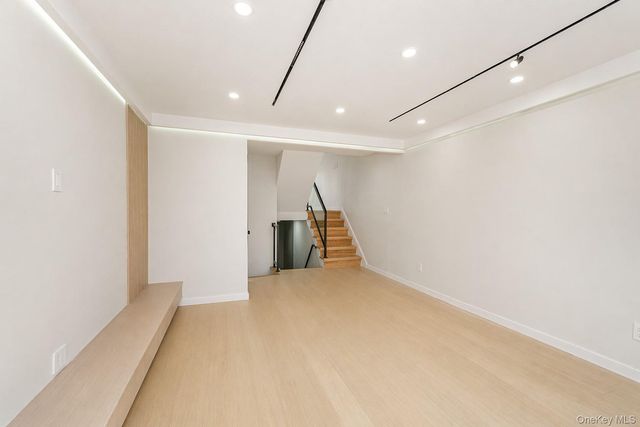 55 Beard Street, Staten Island, NY 10314