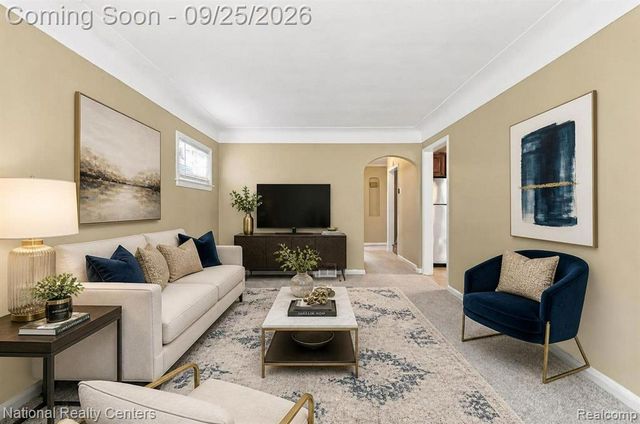 13957 Berwyn, Redford, MI 48239