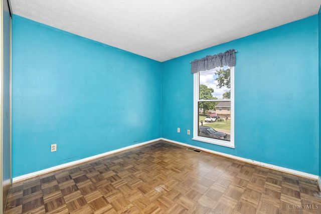 1839 W Kemper Road, Forest Park, OH 45240