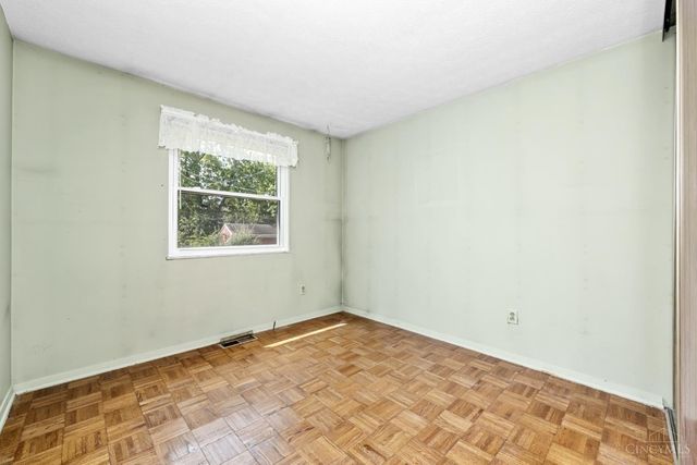 1839 W Kemper Road, Forest Park, OH 45240