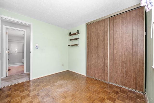 1839 W Kemper Road, Forest Park, OH 45240