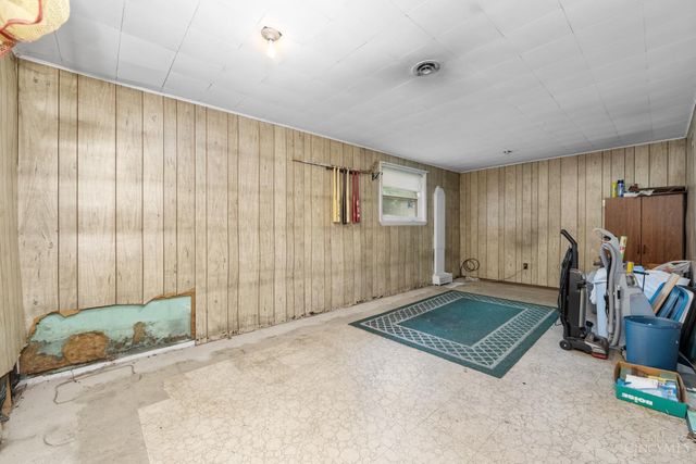 1839 W Kemper Road, Forest Park, OH 45240