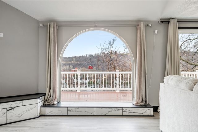 856 Cleveland Ave, Brackenridge, PA 15014