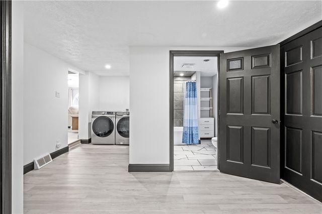 856 Cleveland Ave, Brackenridge, PA 15014