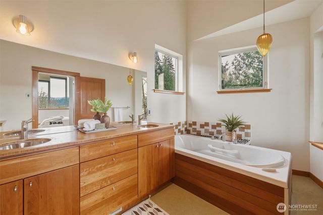 2865 Lazer Lane, Bellingham, WA 98226