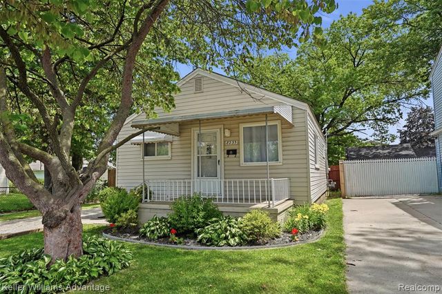 8235 Cornell Street, Taylor, MI 48180