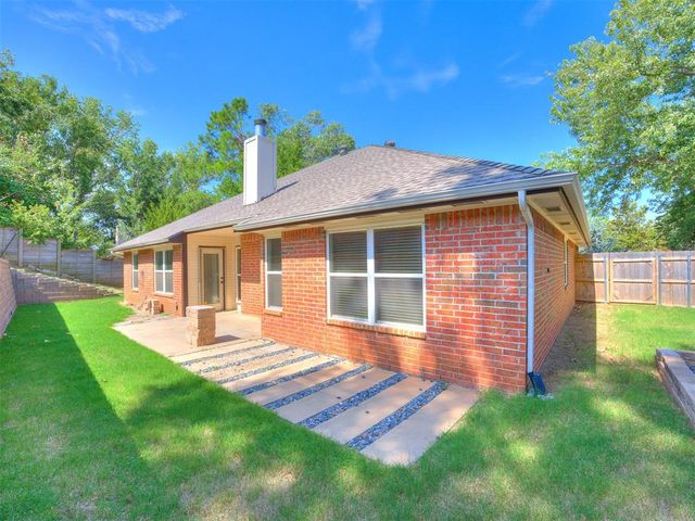 221 Victory Drive, Norman, OK 73072