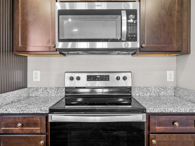 130 Cane Creek Way, Campobello, SC 29322