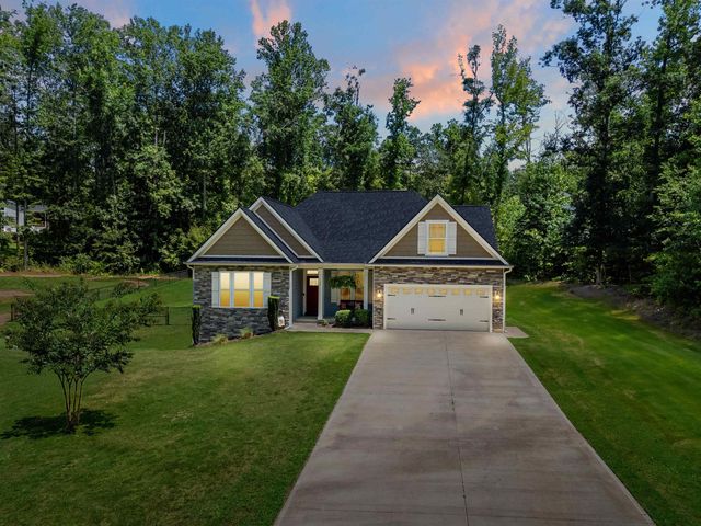 130 Cane Creek Way, Campobello, SC 29322