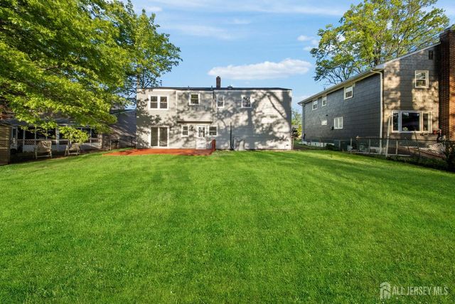 684 West Avenue, Sewaren, NJ 07077