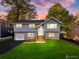 684 West Avenue, Sewaren, NJ 07077