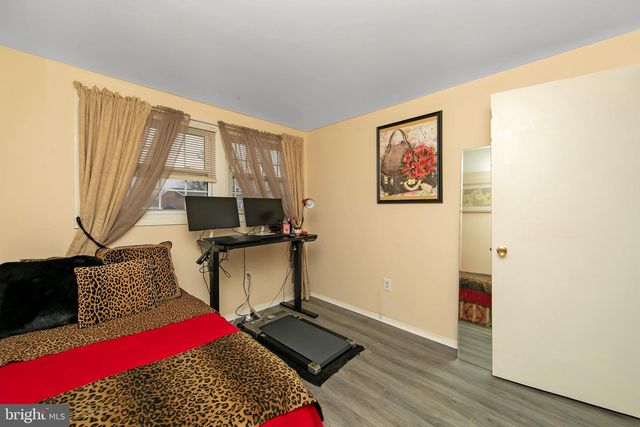 40 RITTENHOUSE DR, Willingboro, NJ 08046