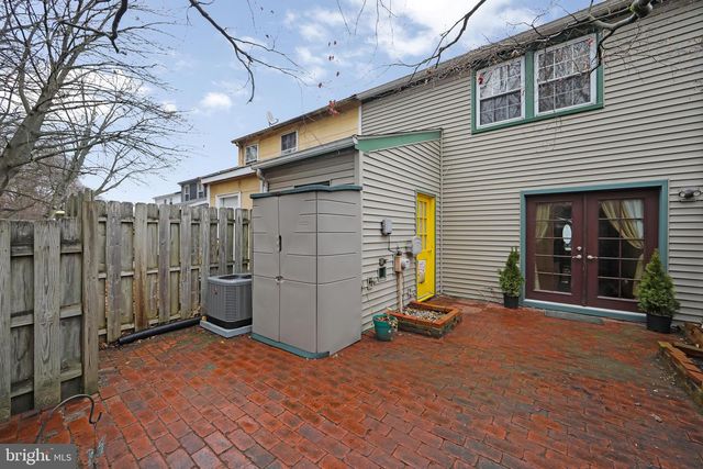 40 RITTENHOUSE DR, Willingboro, NJ 08046