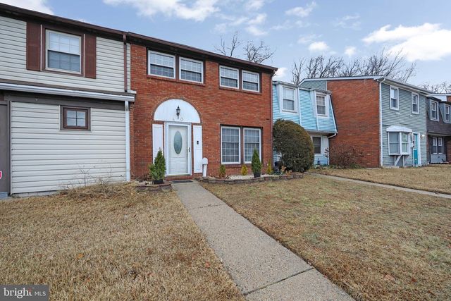 40 RITTENHOUSE DR, Willingboro, NJ 08046