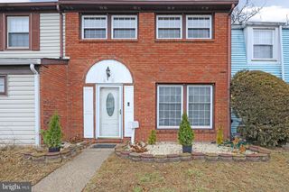 40 RITTENHOUSE DR, Willingboro, NJ 08046