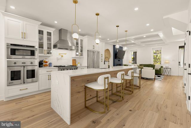 1341 TAYLOR ST NW, Washington, DC 20011