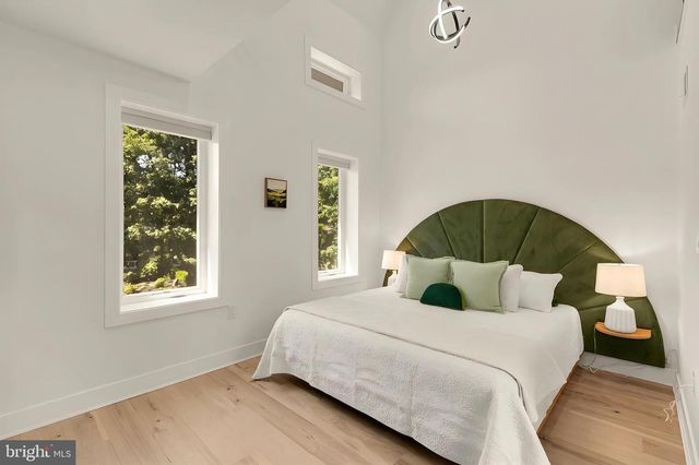 1341 TAYLOR ST NW, Washington, DC 20011