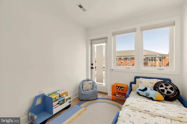 1341 TAYLOR ST NW, Washington, DC 20011