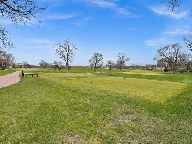 1428 Calcutta Lane, Naperville, IL 60563