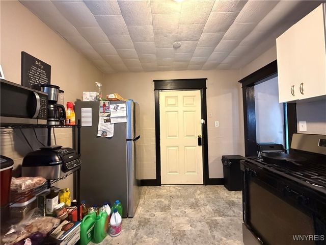 121 Crowley Avenue, Buffalo, NY 14207