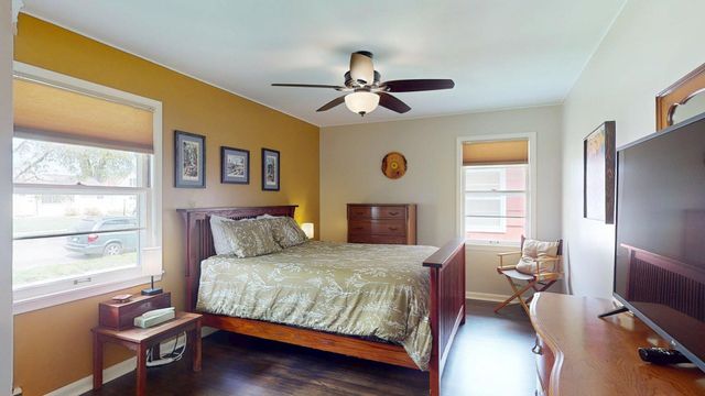 1002 13th Avenue NW, Rochester, MN 55901