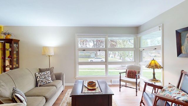 1002 13th Avenue NW, Rochester, MN 55901