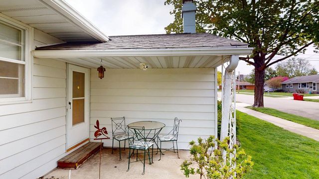 1002 13th Avenue NW, Rochester, MN 55901