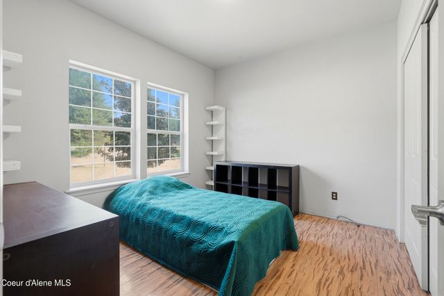 12439 N Ninebark Rd, Hauser, ID 83854