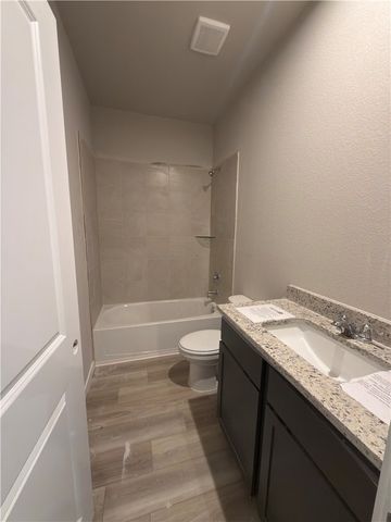 5500 Harriet Street, Bryan, TX 77807