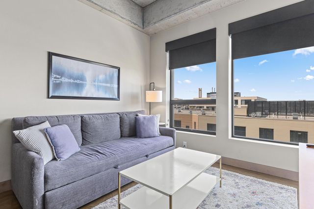 728 3rd Street N 703, Minneapolis, MN 55401