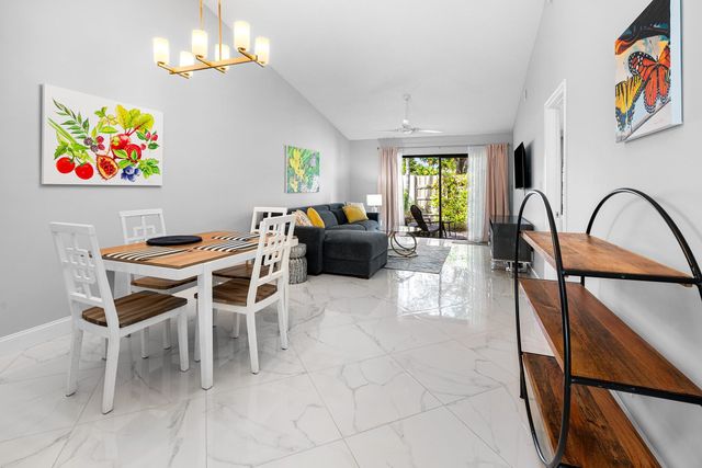 3068 S Oakland Forest Dr 803, Oakland Park, FL 33309