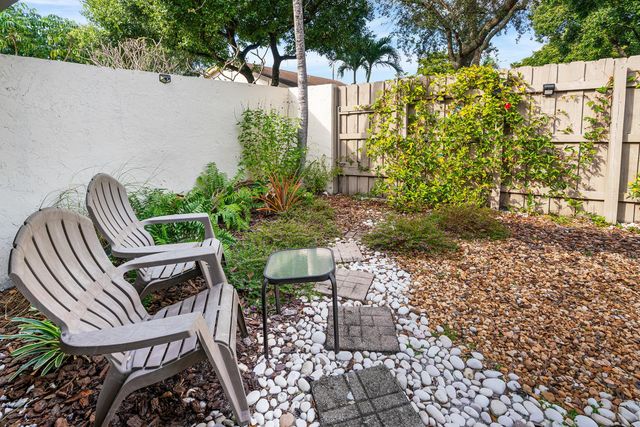 3068 S Oakland Forest Dr 803, Oakland Park, FL 33309