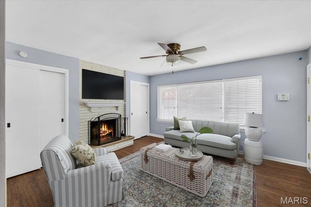 5701 Pernod Avenue, St Louis, MO 63139
