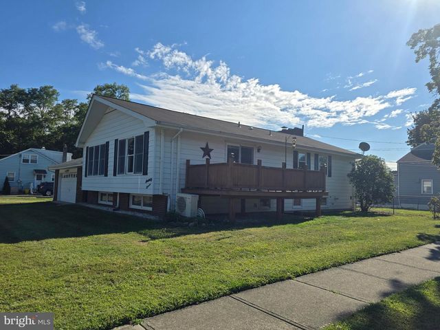 11 CHINNICK AVE, Hamilton, NJ 08619