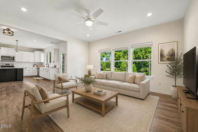40 W Dentaires Way, Willow Springs, NC 27592