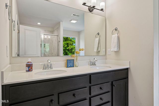40 W Dentaires Way, Willow Springs, NC 27592
