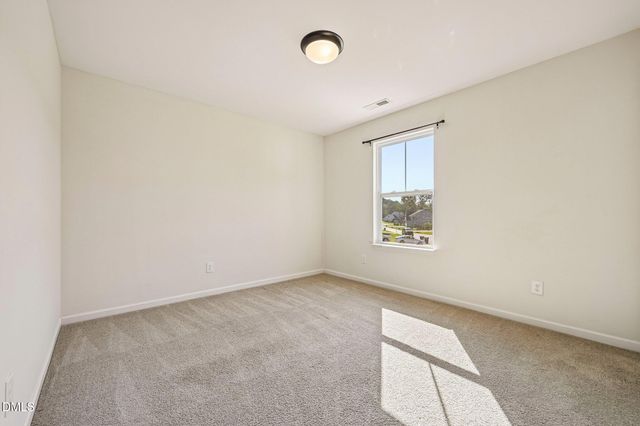 40 W Dentaires Way, Willow Springs, NC 27592