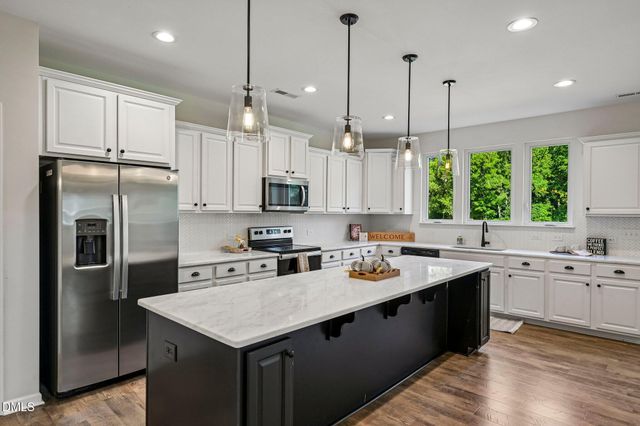 40 W Dentaires Way, Willow Springs, NC 27592