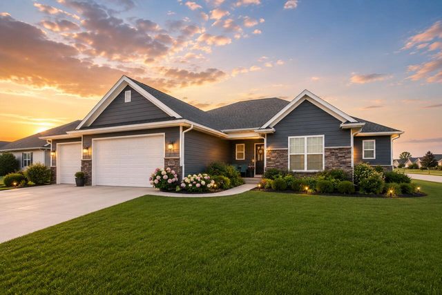 2213 MCINTOSH DR, Columbia, MO 65202