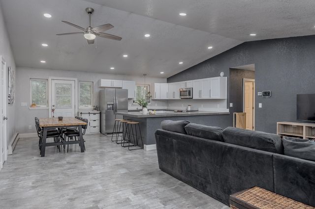 3507 HURST ROAD, North Pole, AK 99705