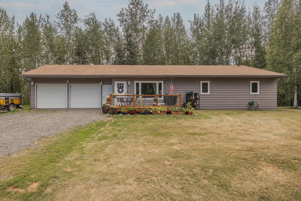 3507 HURST ROAD, North Pole, AK 99705