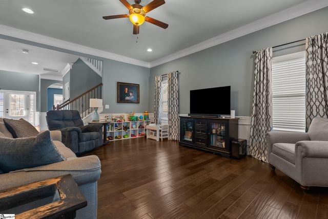 132 Sandpine Way, Greer, SC 29651