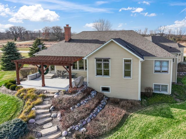 10509 Henning Drive, Huntley, IL 60142