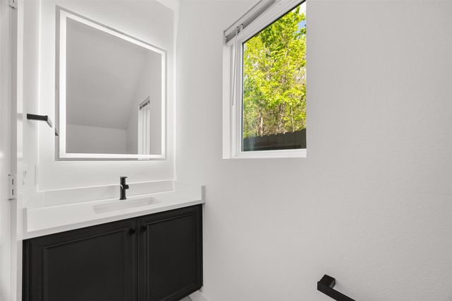 6210 Cerba Street, Houston, TX 77091