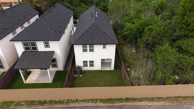 6210 Cerba Street, Houston, TX 77091