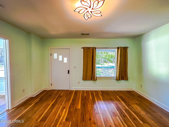 1716 Lafayette Street, Beaufort, SC 29902